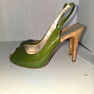Guess Green Peep Toe Slingback Heels Size 7.5